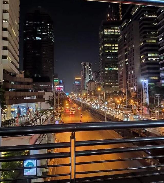 今天不谈泰国佛牌,只谈泰国民间和风情