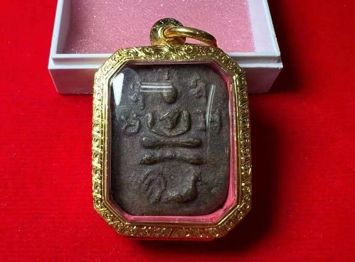 泰国佛牌请回来后一直不太好