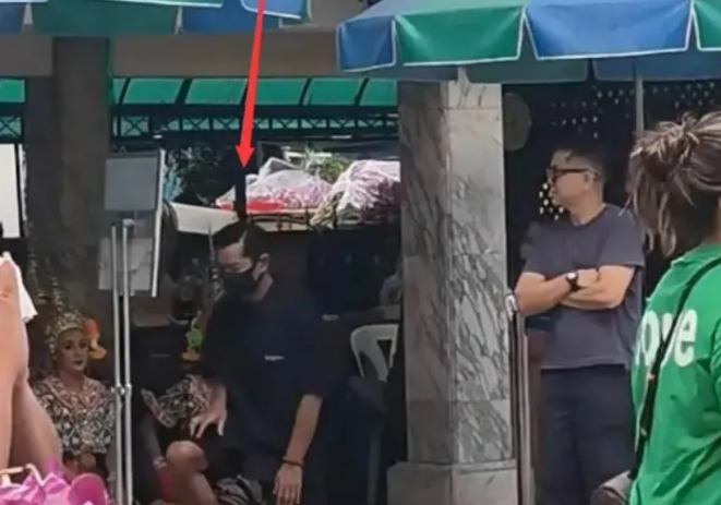 古天乐现身泰国四面佛!下跪还愿,捐4头金象